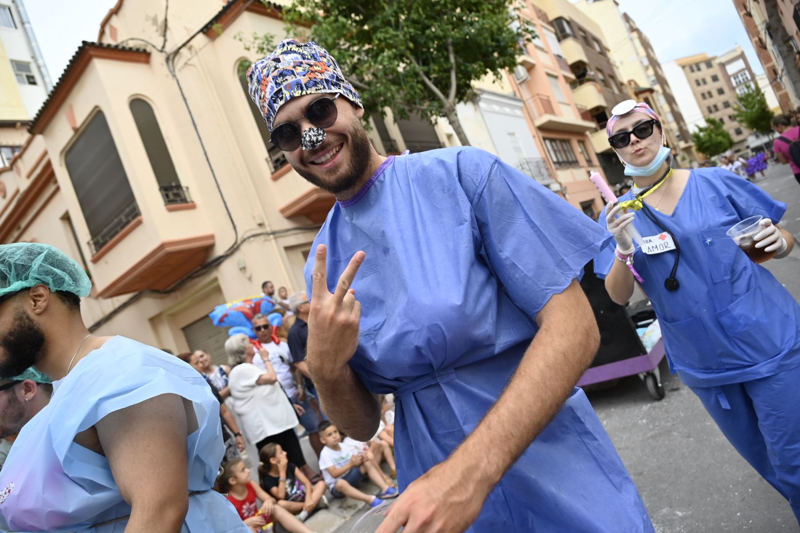 Imaginación y humor al poder en el desfile de las collas del Grau