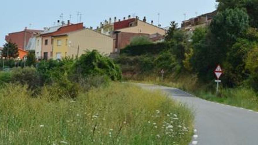 A l&#039;esquerra és on es farà l&#039;itinerari per a vianants des de Cal Blau fins al nucli urbà de Gironella .