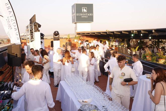 El Eurostars Palace inaugura el verano en Córdoba con su tradicional Fiesta Blanca en la Terraza Palace