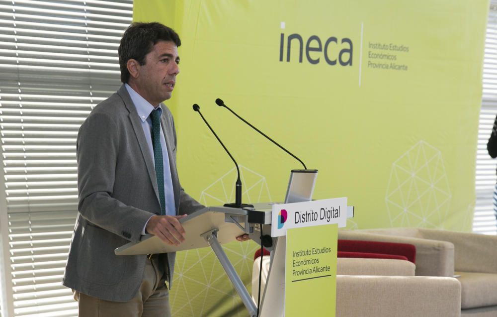 Presentación del informe de Ineca en el Distrito Digital