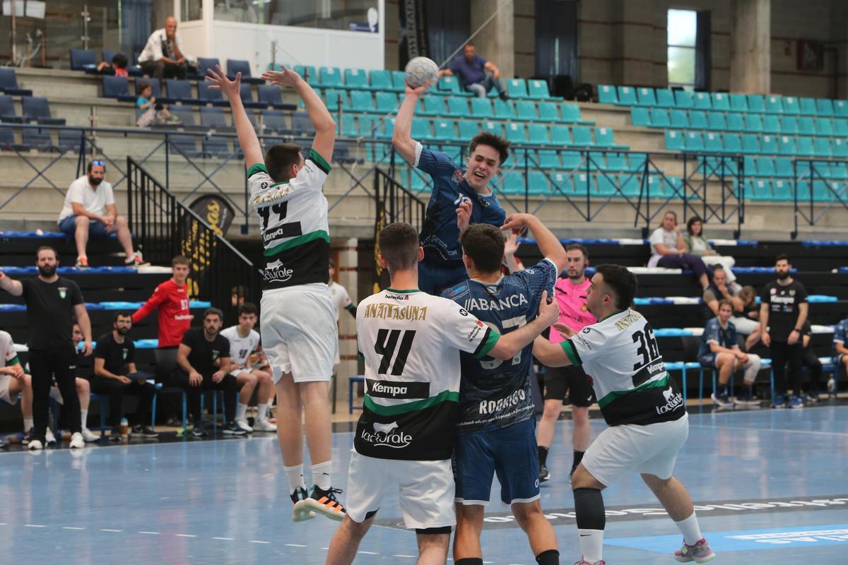 Las imágenes del Sector Juvenil de Balonmano. Luceros-Anaitasuna