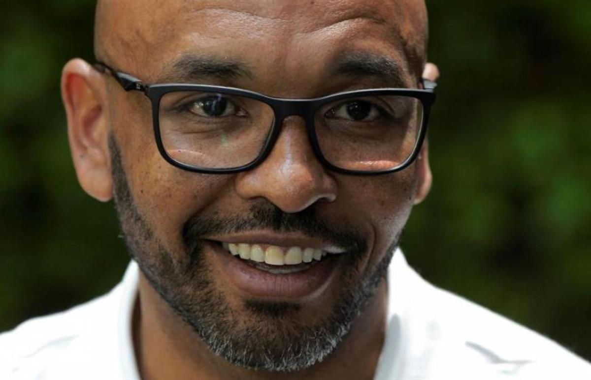 Marcos Senna, exjugador: "Els immigrants que venen a fer el mal perjudiquen els que venim a integrar-nos" Marcos Senna, exjugador: "Els immigrants que venen a fer el mal perjudiquen els que venim a integrar-nos"