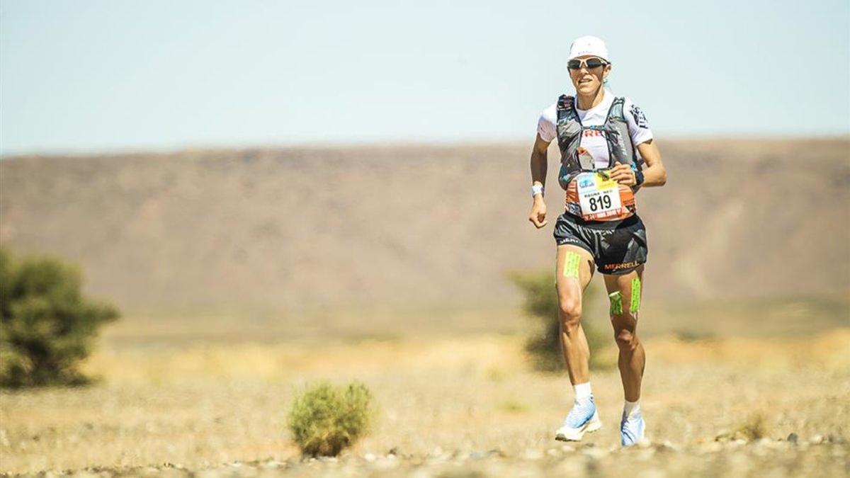 Ragna Debats ganadora absoluta de la Marathon des Sables 2019