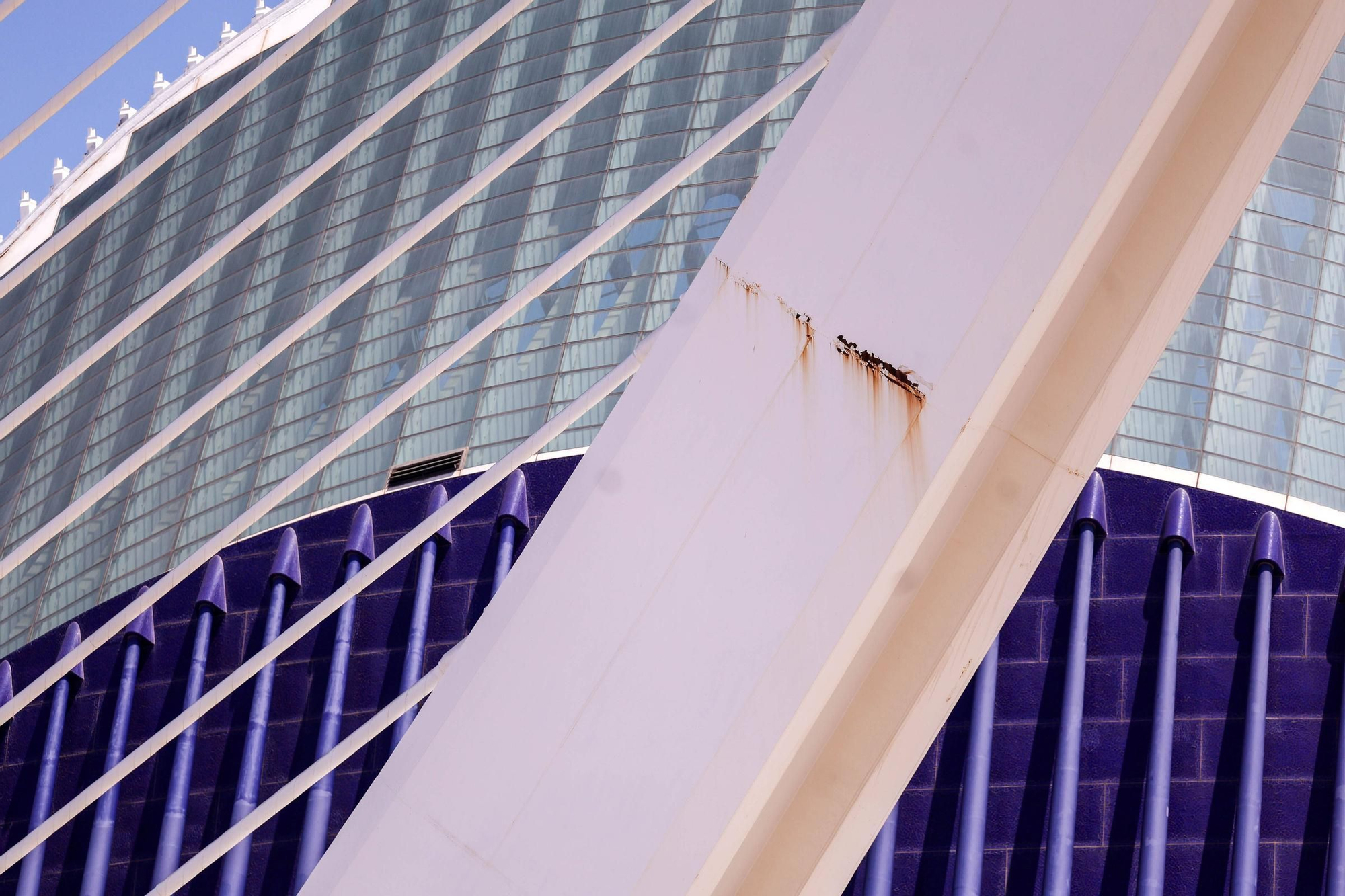 A reparación el puente atirantado de l'Assut de l'Or