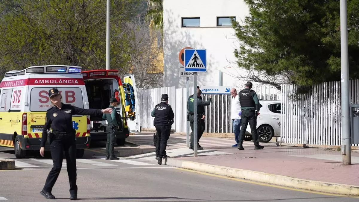 Una testigo de la tragedia del centro de salud de Benicàssim: "Una chica ha salido diciendo que habían matado a la enfermera"