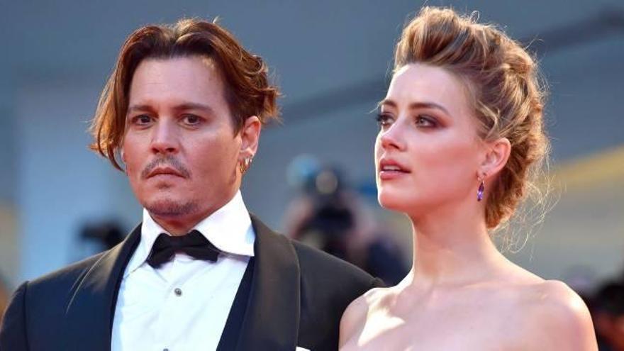 Johnny Depp y Amber Heard  se divorcian