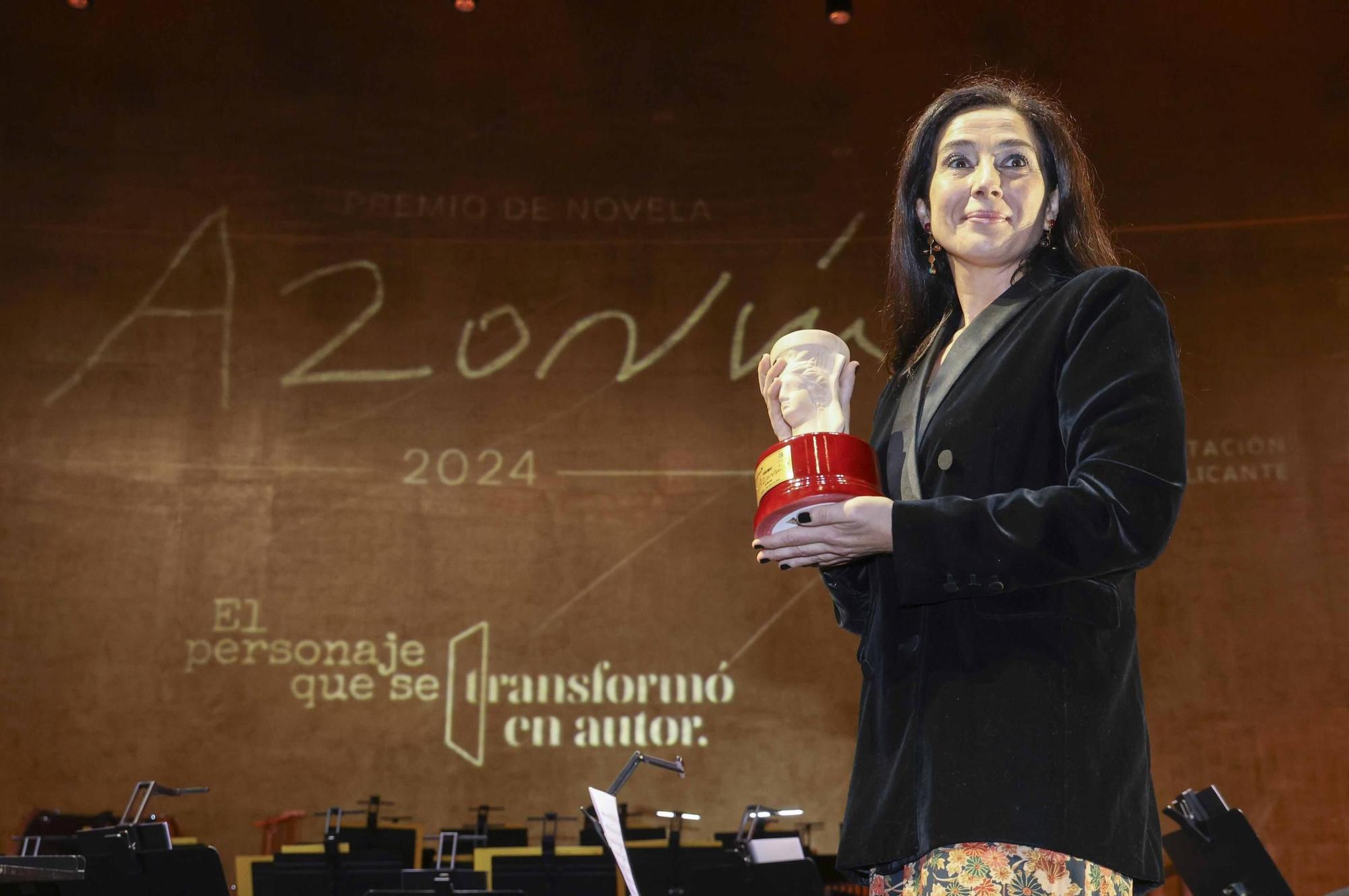 Cristina López Barrio gana el Premio Azorín 2024