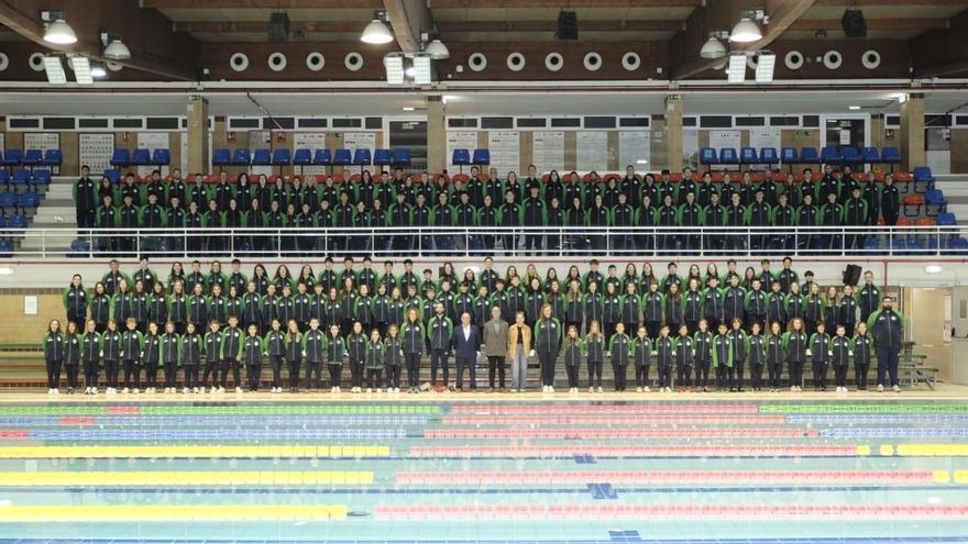 El Club Santa Olaya presume de sección de natación con casi 200 deportistas: "Es una apuesta clara por la formación y el desarrollo"