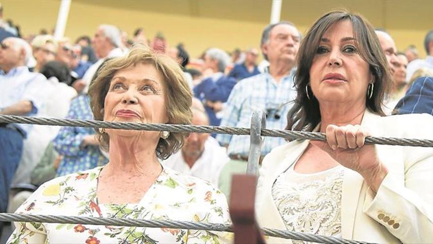 Carmen Franco Y Polo Cuantos Hijos Tuvo