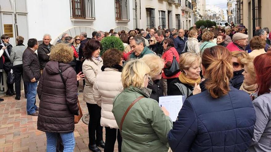 Recogidas más de 8.000 firmas contra el impuesto de sucesiones