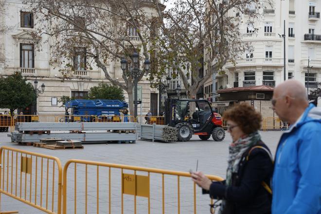 Empieza la instalación de la valla para la pirotecnia municipal de las Fallas 2026