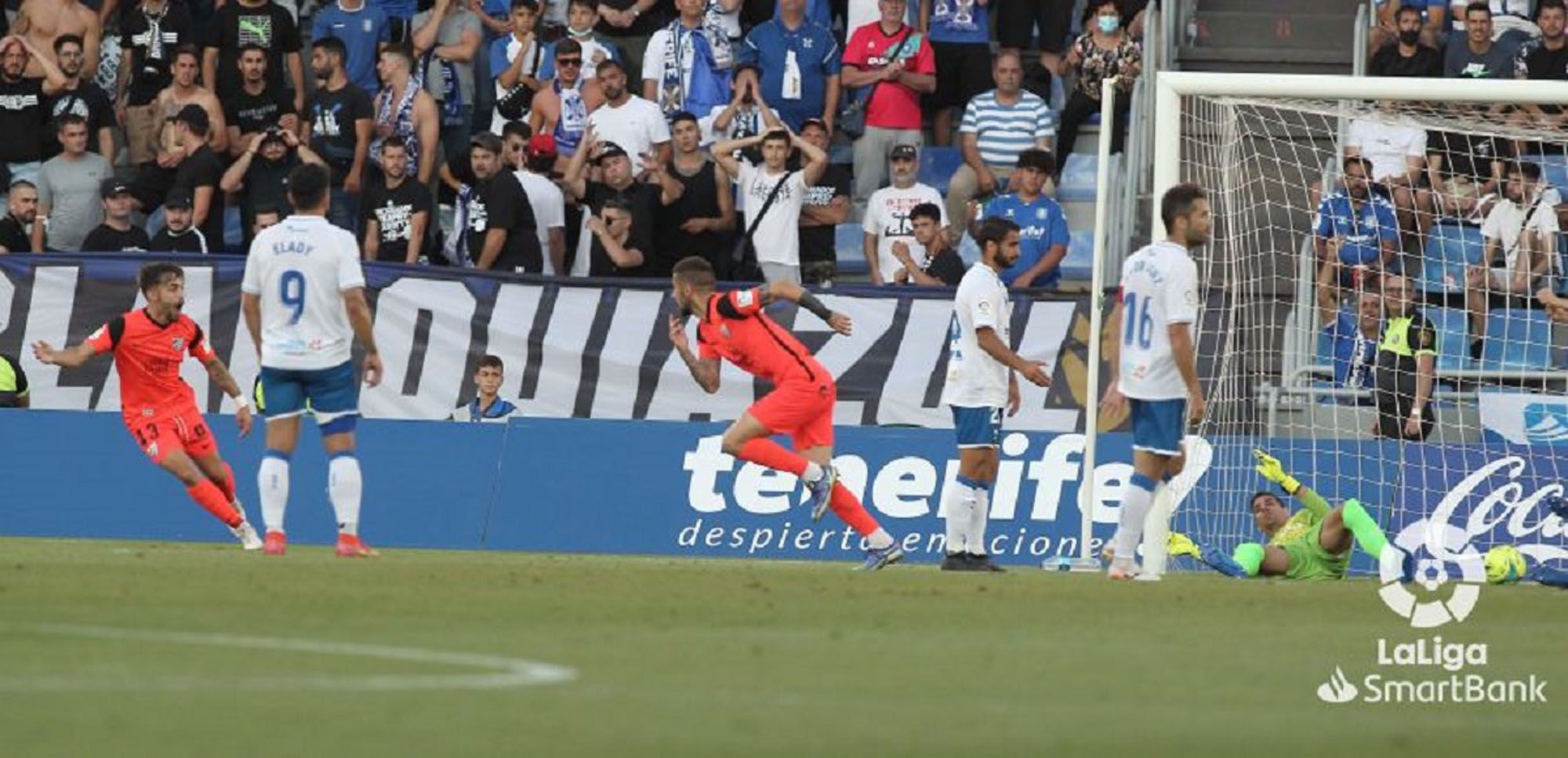 Las imágenes del CD Tenerife - Málaga CF de LaLiga SmartBank