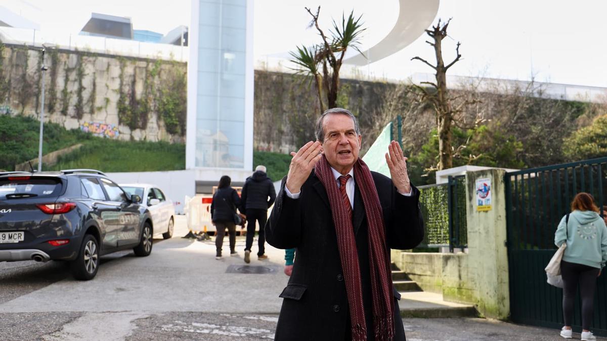 Abel Caballero, en Serafín Avendaño coincidiendo con el inicio de los trabajos.