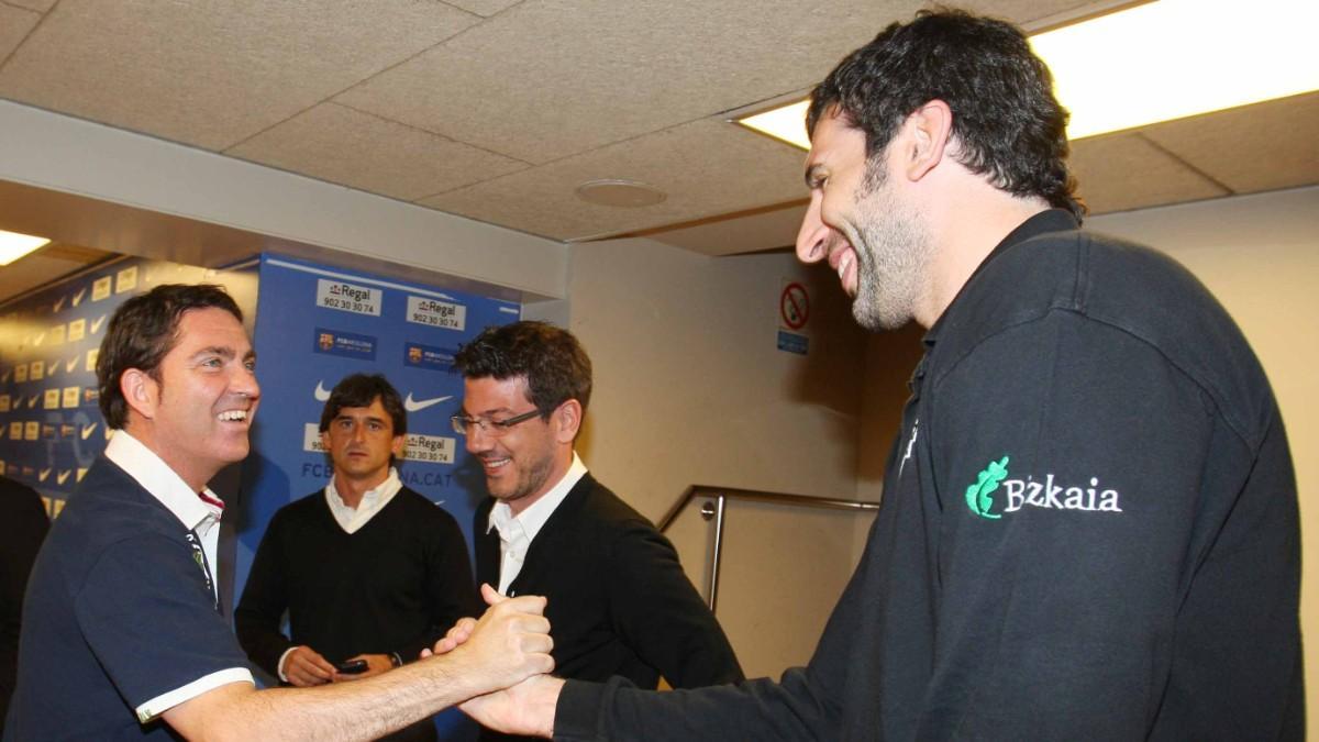 Xavi Pascual, junto a Álex Mumbrú en las finales de la ACB de la temporada 2010-11