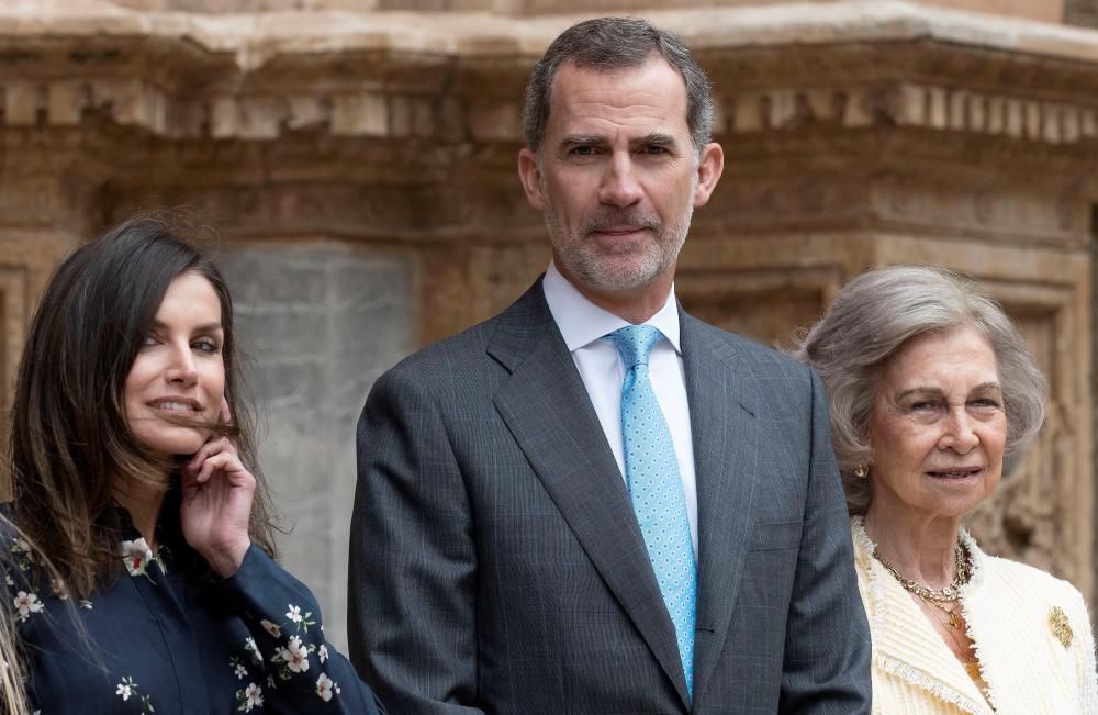 Los Reyes asisten a la misa de Pascua en la Catedral de Mallorca