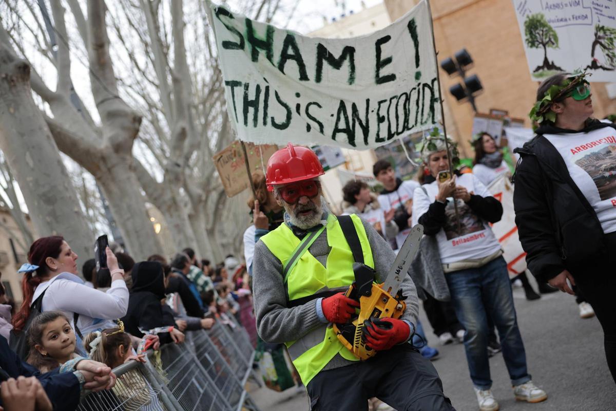 Sa Rua 2026: El espíritu del carnaval se impone en Palma