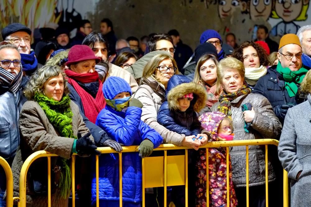 Elda arropa a San Antón pese al frío