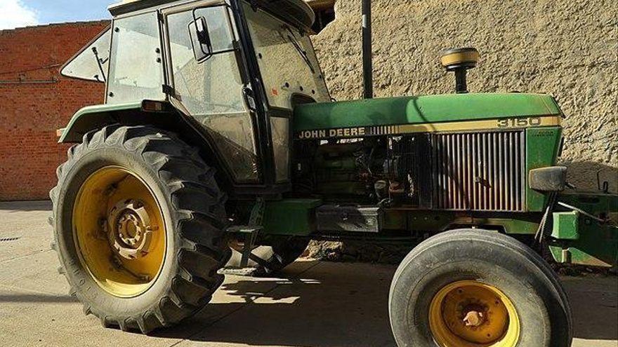 Fallece un hombre en Castellfort tras ser atropellado por su tractor