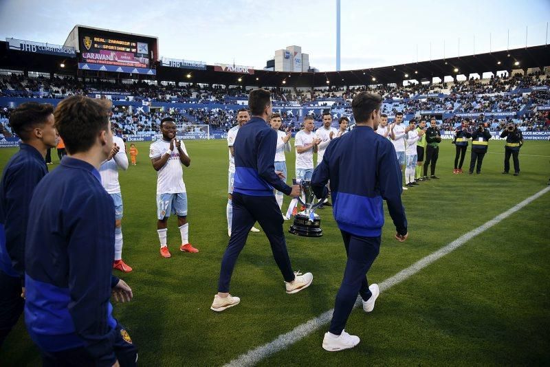 El Real Zaragoza vence al Sporting