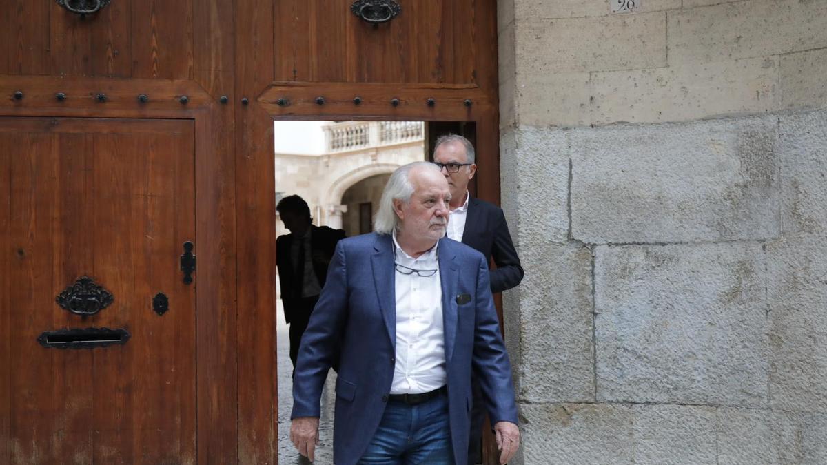 Tolo Cursach verlässt am Freitag (18.11.) das Gericht in Palma.