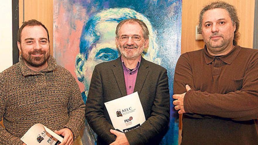 Pau Vadell, Jaume Mateu y Miquel Bezares, ayer en Can Alcover.