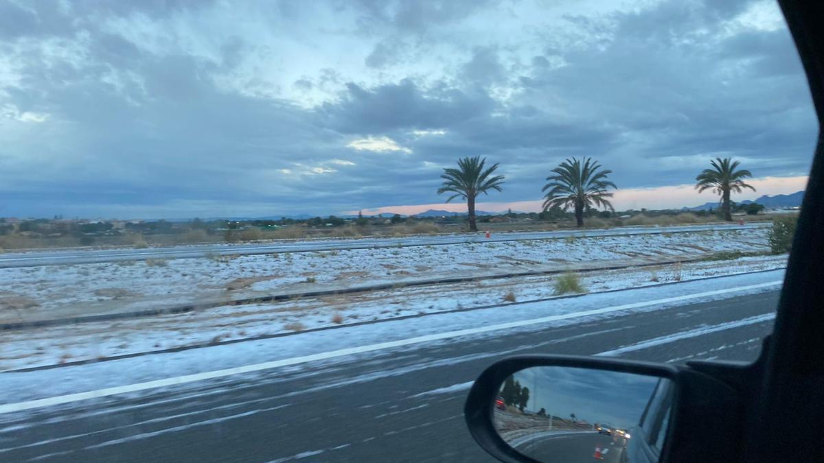 Granizada en la Vía Parque que une Alicante y Elche