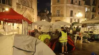 Directo | Sigue la mesa entre la conselleria y los sindicatos y las movilizaciones de los docentes en el último día de huelga indefinida
