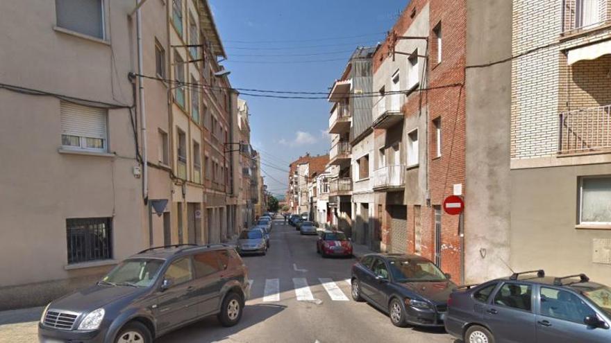 El foc s&#039;ha produït  entre el carrer Sant Magí i el carrer Francesc Juanola