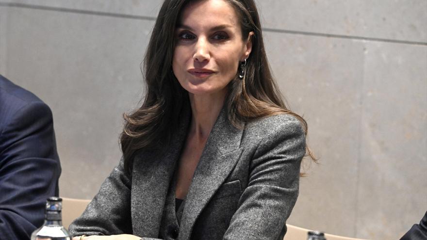 La famosa tienda en la que puedes comprar el look de tres piezas &#039;low cost&#039; de la reina Letizia