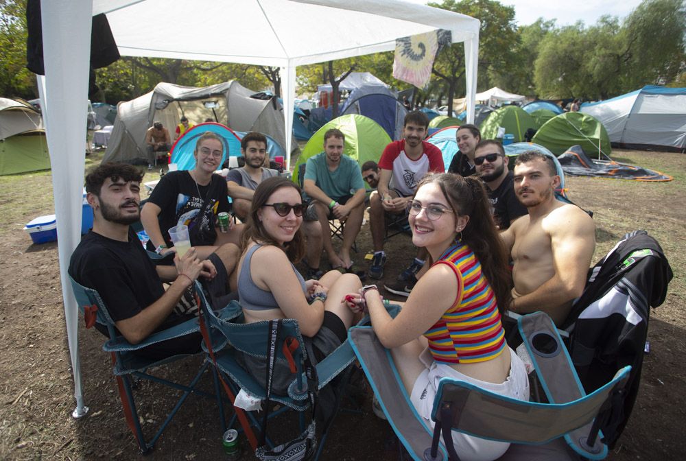 Segundo día de acampada en el festival Festardor del Port de Sagunt.