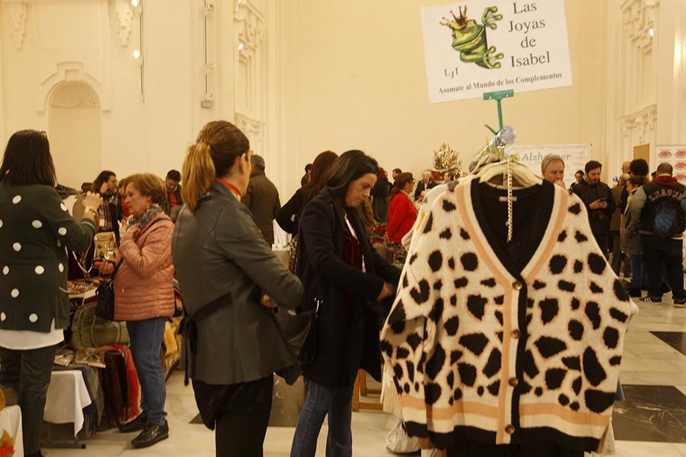 Mercadillo solidario de la Asociación San Rafael de Alzheimer