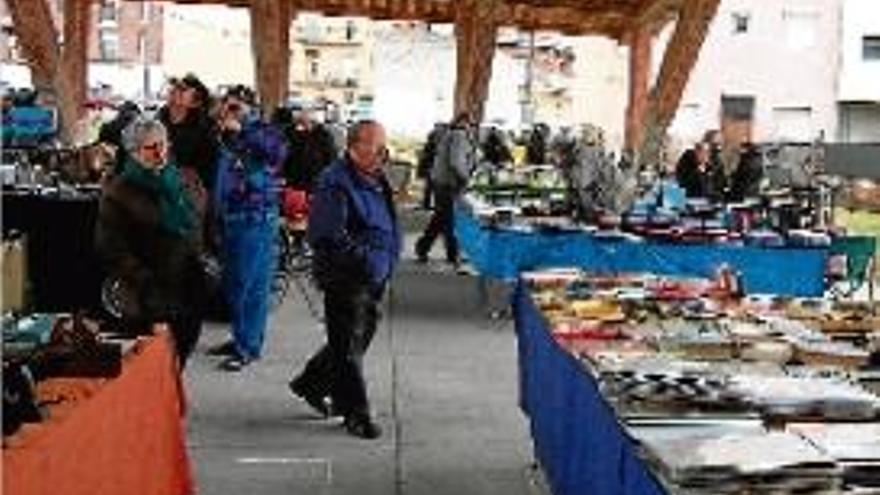 El mercat de brocanters de Sant Fruitós vol més socis