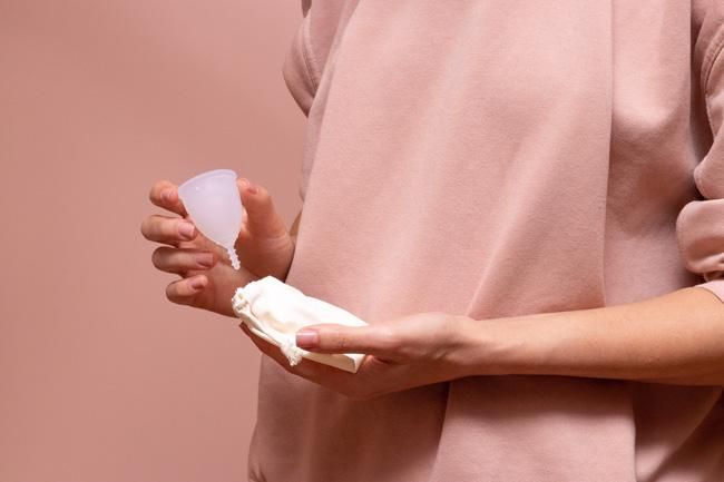 Todo lo que debes saber sobre la copa menstrual