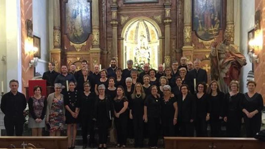 La coral de la Pobla Llarga canta en la Catedral de Valencia