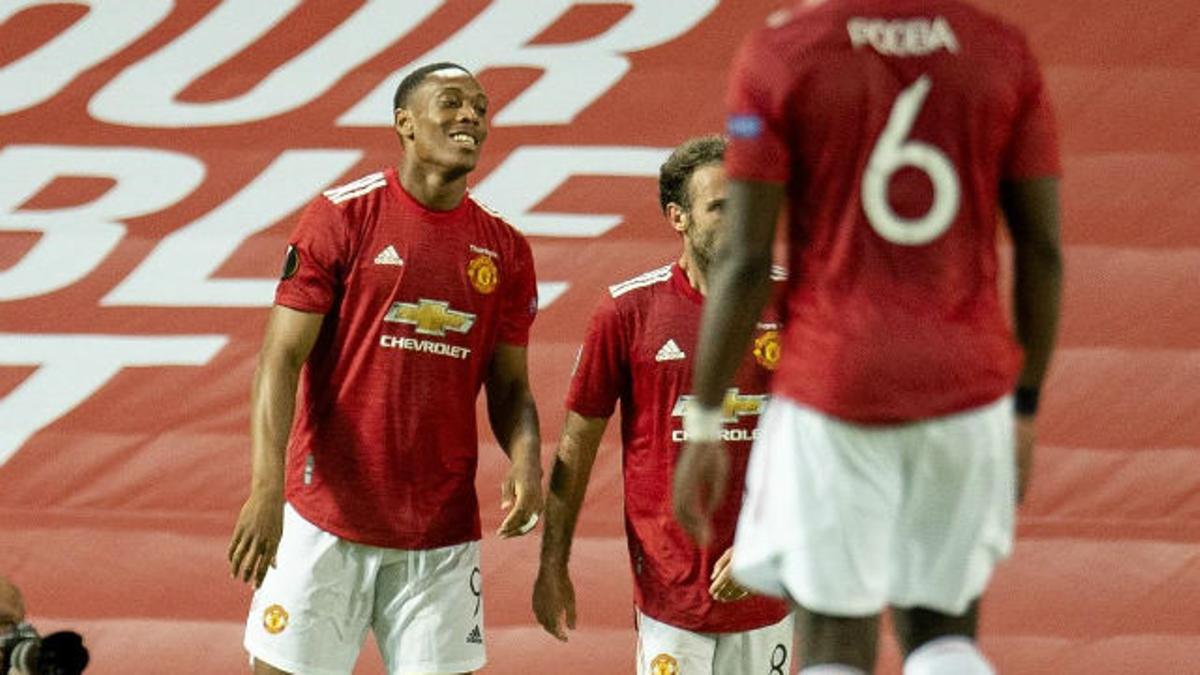 Martial da la victoria al United para avanzar a cuartos