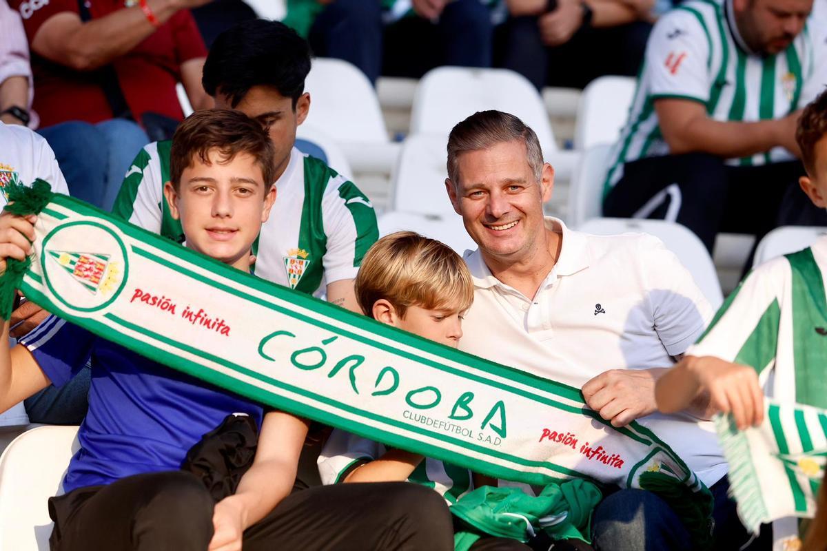 Córdoba CF-Albacete | Las imágenes de la afición en El Arcángel