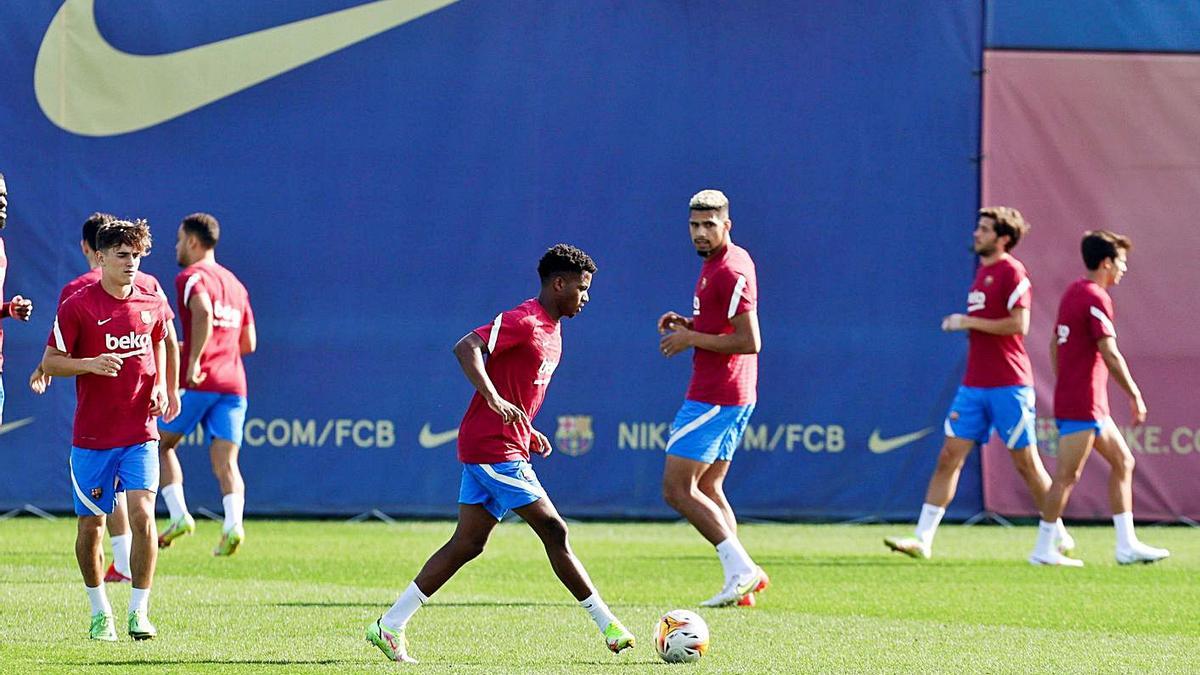 El ‘10’ del Barça en el darrer entrenament previa al partit d’avui contra el Llevant. | EFE/QUIQUE GARCIA