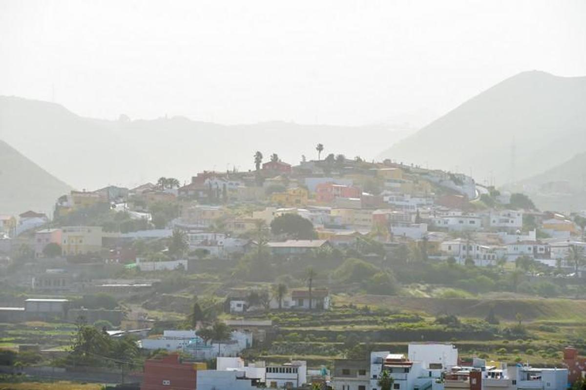 22-02-2019 LAS PALMAS DE GRAN CANARIA. Calima. Vista de la urbanización Santa Margarita, en Marzagán. Fotógrafo: ANDRES CRUZ 22-02-2019 LAS PALMAS DE GRAN CANARIA. Calima. Vista de la urbanización Santa Margarita, en Marzagán. Fotógrafo: ANDRES CRUZ