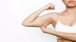 Combate la flacidez de los brazos con este ejercicio de yoga: ideal para personas de más de 50 años