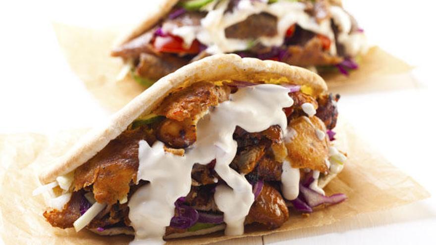 La salsa kebab de Aldi que arrasa en ventas por su bajo precio y su calidad