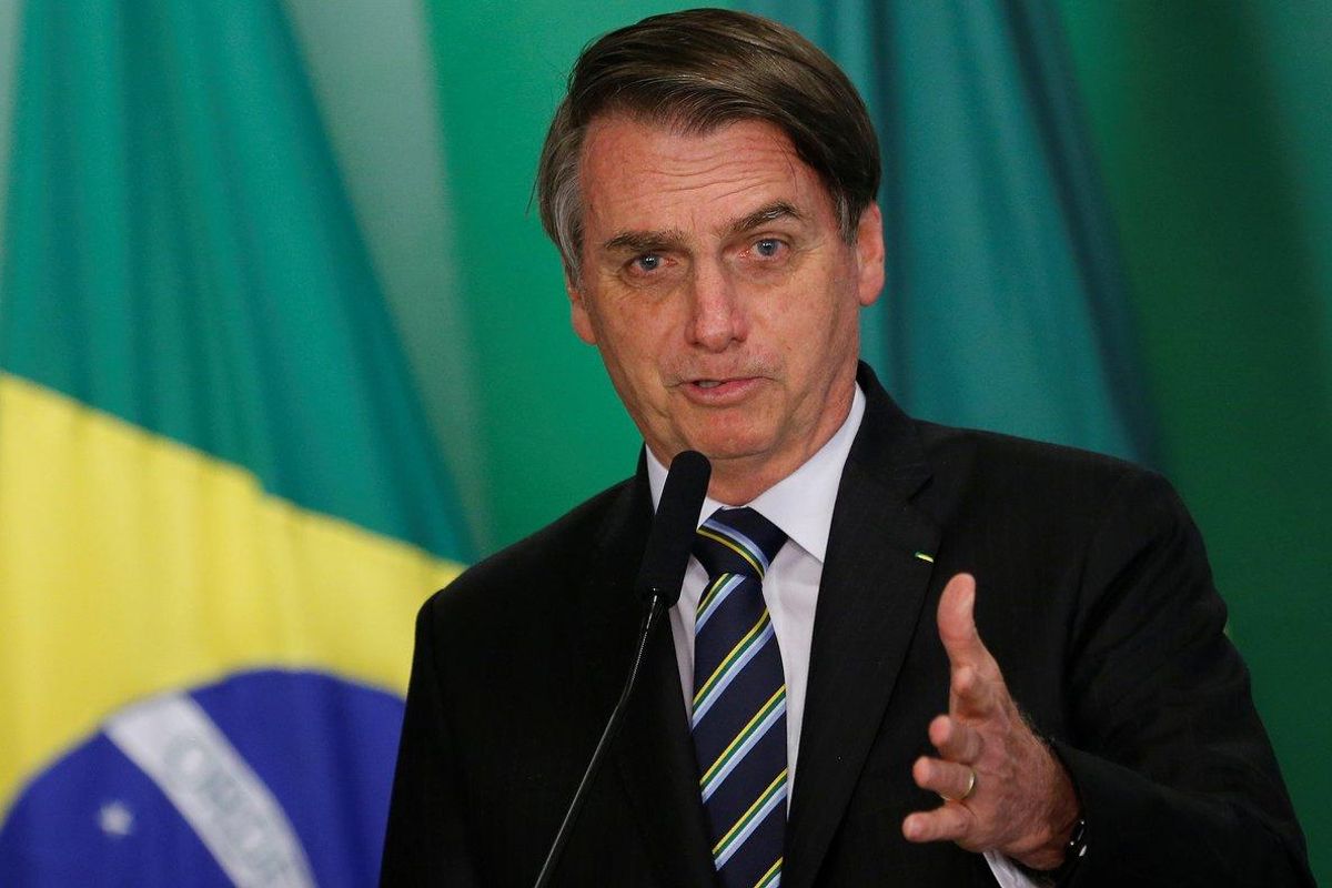 Brazil’s President Jair Bolsonaro speaks during inauguration ceremony of the new Education Minister Abraham Weintraub at the Planalto Palace in Brasilia, Brazil April 9, 2019. REUTERS/Adriano Machado