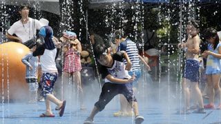 Los niños que nacen hoy podrían vivir entre dos y siete veces más extremos climáticos que sus abuelos