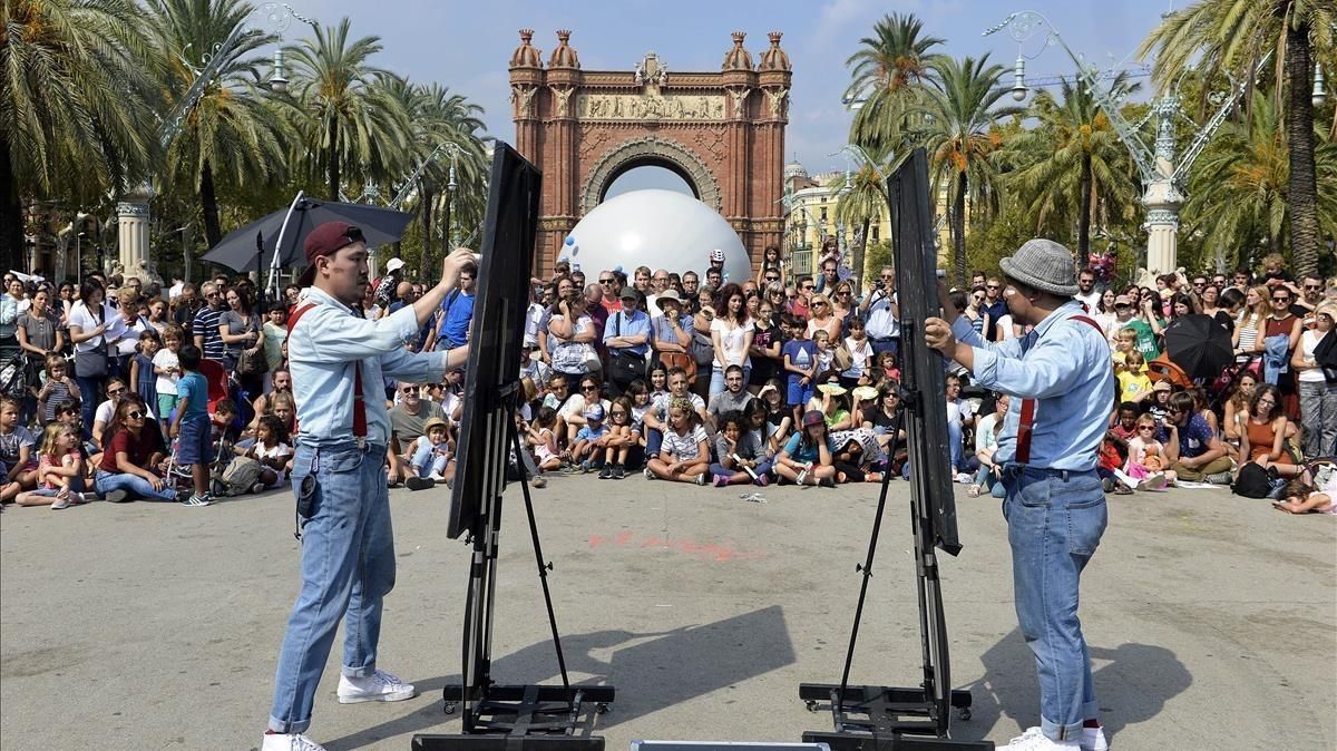 Espectáculo de los coreanos Croquiky Brothers.