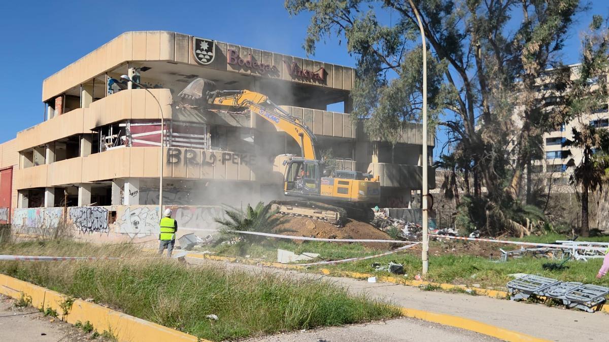 Comienza la demolición de Vinival para la construcción de 1000 viviendas en La Patocona (Alboraia)