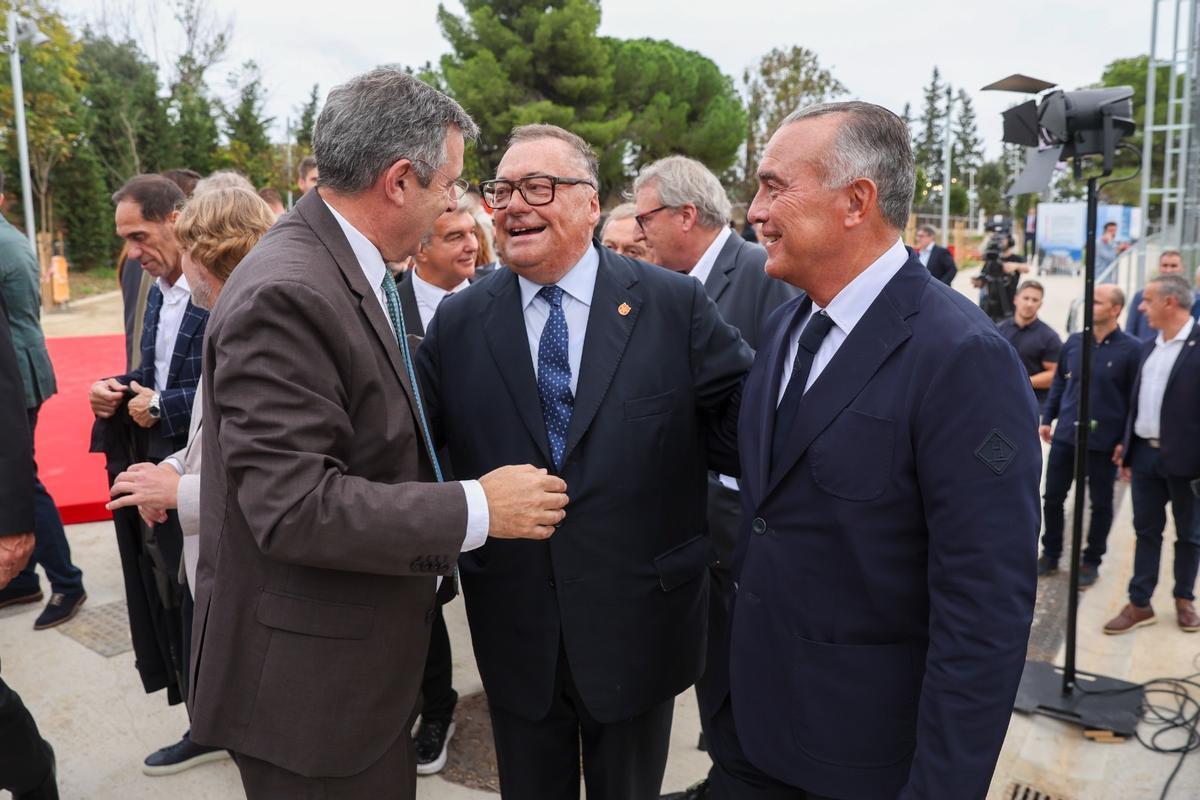 La presentación de la Ciudad deportiva de la Damm, en imágenes