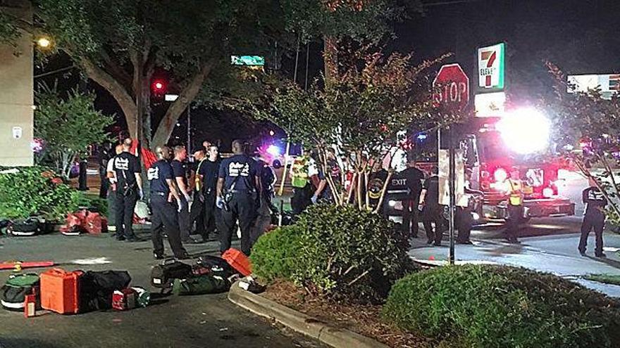 50 muertos en la masacre de un club gay en Orlando