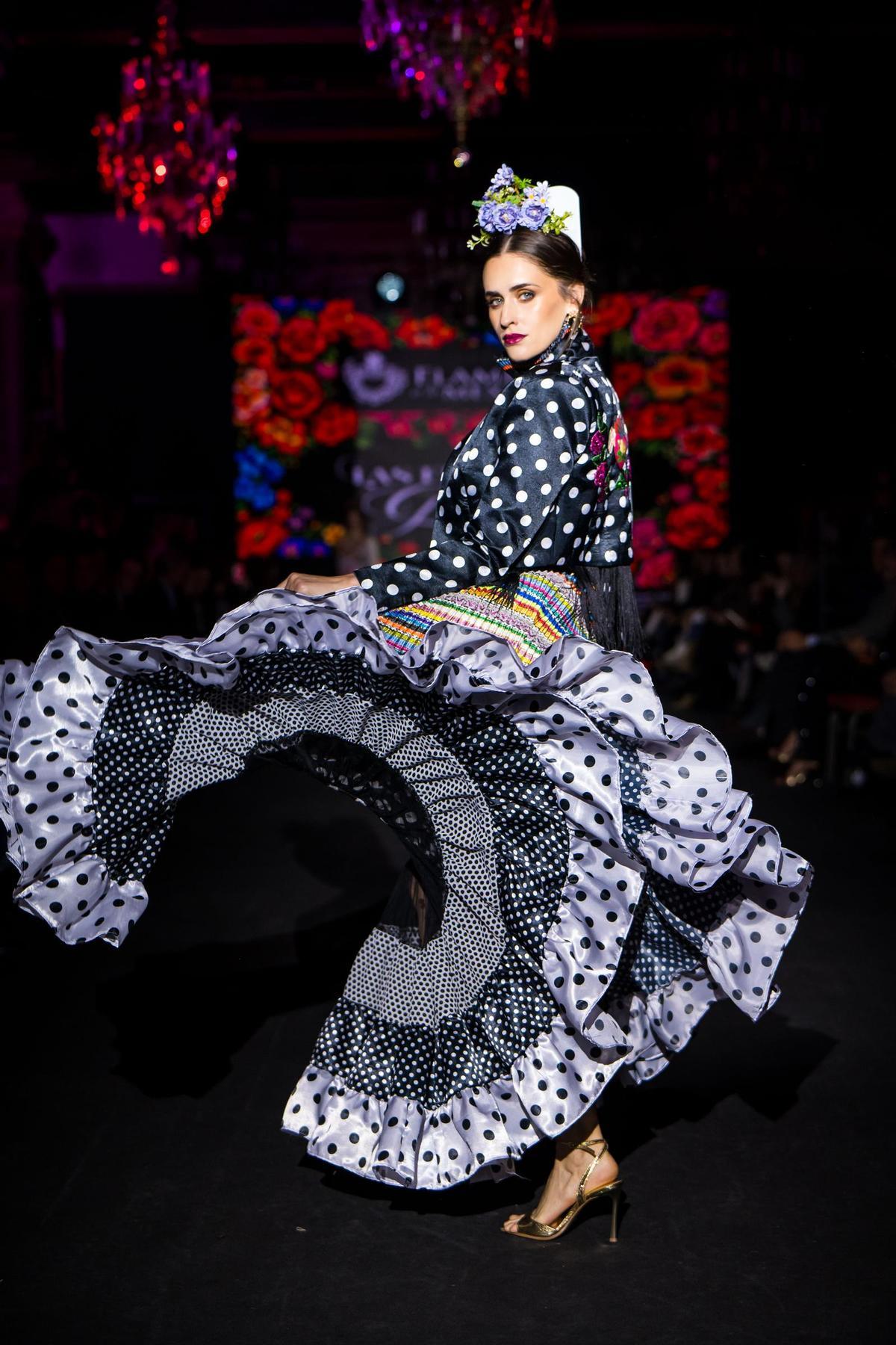 Desfile de Flamenco a la Mexicana.