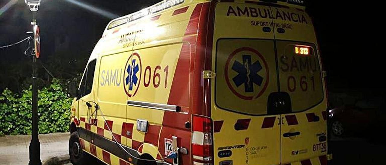 Imagen de la ambulancia del 061 que se quiere trasladar a Palma.