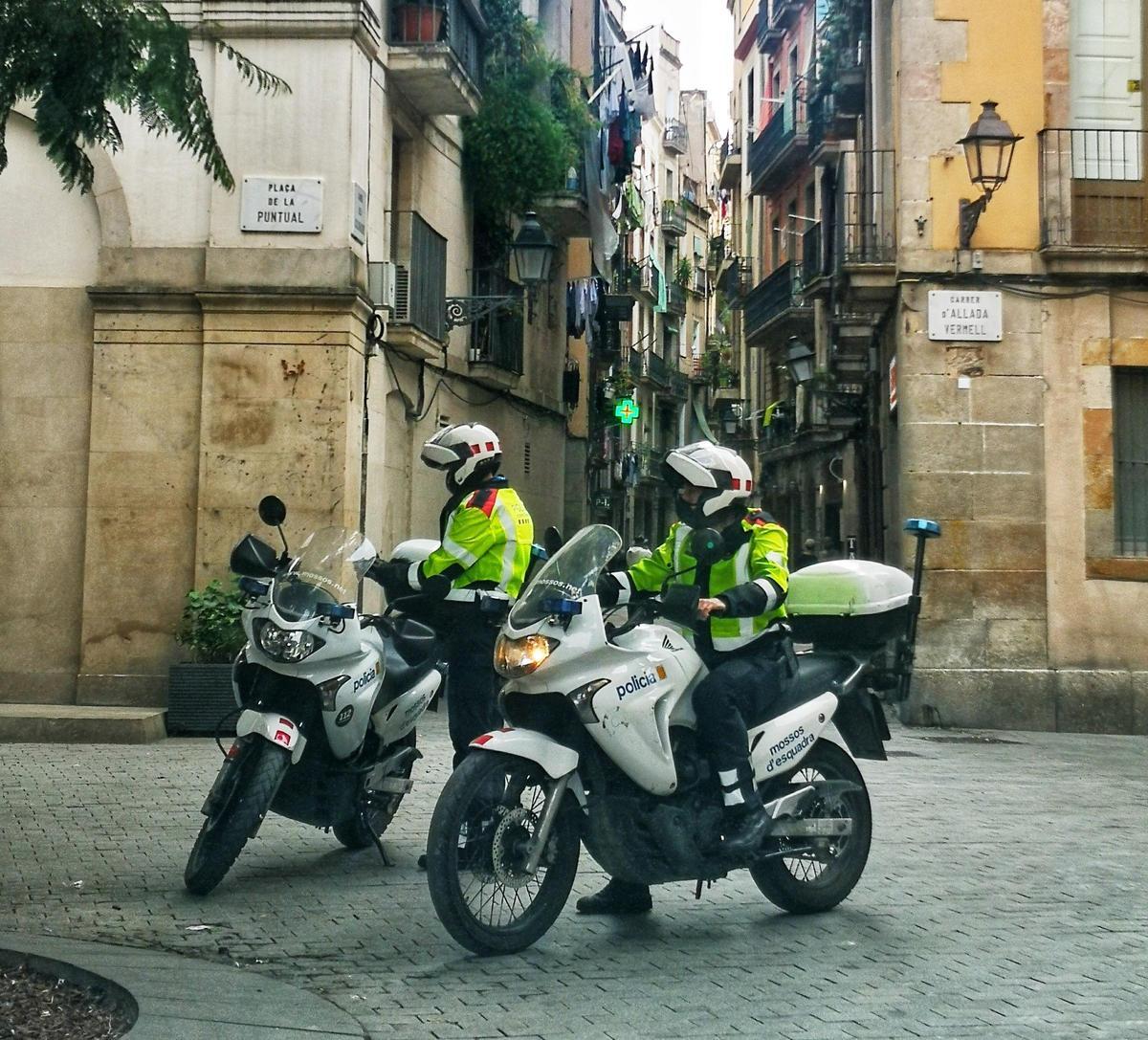 Grupo Regional de Seguridad Ciudadana (GRSC) en Ciutat Vella, Barcelona.