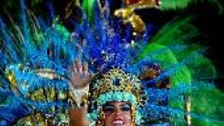 El Carnaval venció a la lluvia tropical en Río de Janeiro